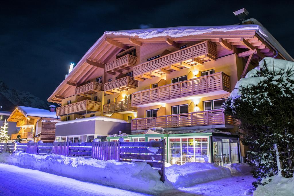Aktiv- Und Wellnesshotel Gutjahr Abtenau Exterior foto